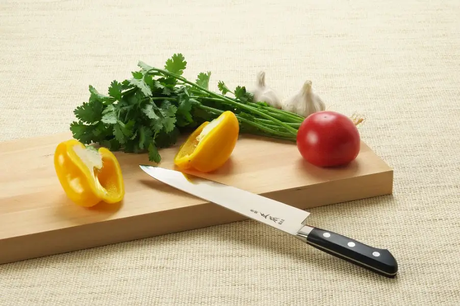 How to Choose a Chef's Knife